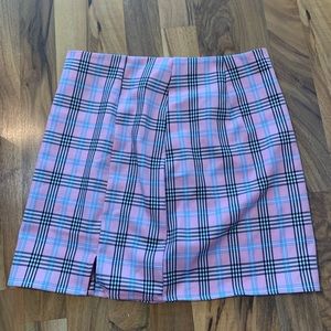 plaid skirt with leg slit